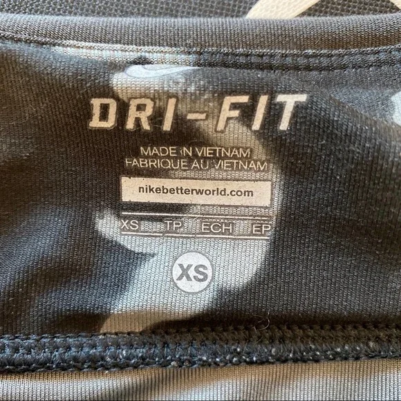 Nike Running Black and Grey Capri Leggings - Picture 7 of 8